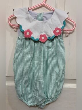 NWT Vintage Samara Mint Green Seersucker Bubble Infant Romper.              3764